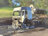 Carreta com colheitadeira pega fogo na BR-282 em Iraceminha