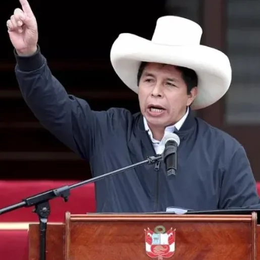 Ex-presidente do Peru é levado para base policial após tentativa de golpe