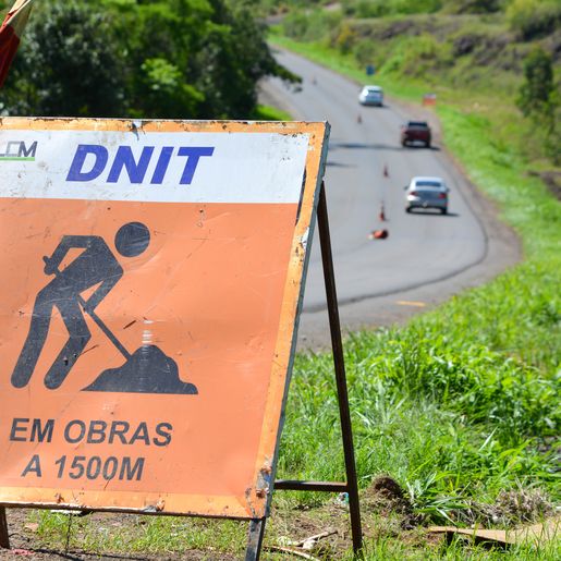 DNIT realiza obras de recuperação nas BRs 163 e 282 entre SMOeste e a fronteira