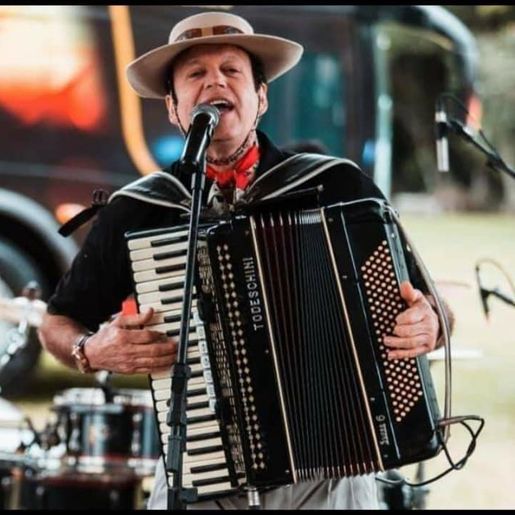 Morre em acidente, Airton Machado, proprietário do grupo Garotos de Ouro