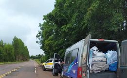 Polícia apreende mercadorias irregulares durante operação em Anchieta