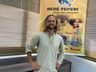 Bielorrusso que atravessa o Brasil de bicicleta visita Rádio Itapiranga