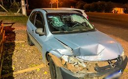 Motorista dorme ao volante, colide em caminhão e é preso na SC-163 em Descanso 