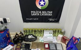 PM apreende R$ 18 mil em mercadorias contrabandeadas em Maravilha