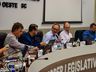 Vereadores pedem informações sobre cemitérios, Plano de Cargos e Salários e Willy Barth