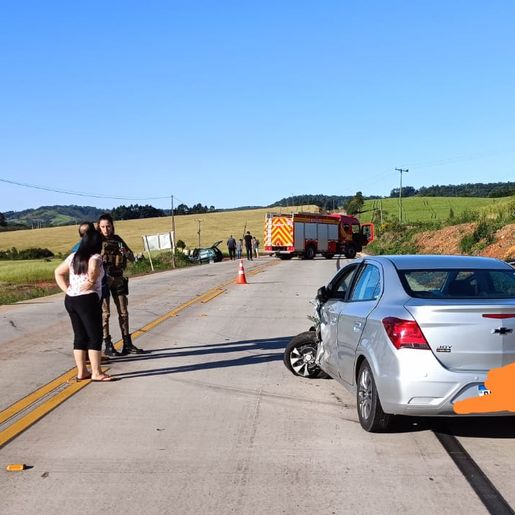 Homem fica ferido em colisão frontal na BR-163