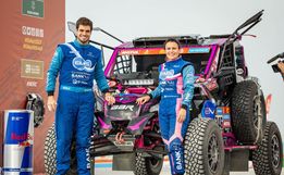 Catarinense é primeira brasileira a competir como pilota no rali Dakar