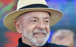 Lula veta projeto que prevê aumento do número de deputados