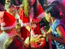 Itapiranga comemora Dia de São Nicolau com acendimento das luzes de Natal