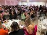 Jantar de abertura do Outubro Rosa reúne cerca de 450 pessoas em SMOeste 