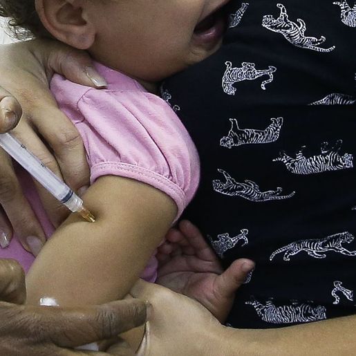 Saúde quer vacinar 400 crianças contra a poliomielite