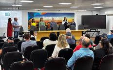 Prefeitura de São Miguel do Oeste entrega escrituras a moradores da Linha Cruzinhas