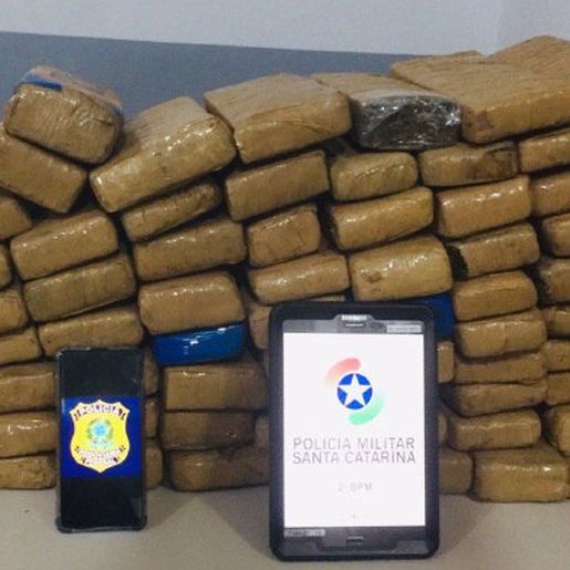 PM apreende mais de 50 quilos de maconha em Chapecó