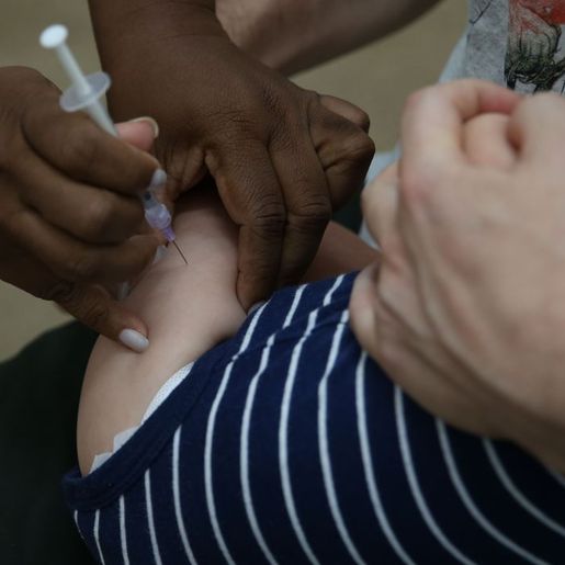 Ministério critica médicos antivacina e divulgação de fake news
