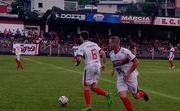Cometa vence a primeira no Campeonato Regional