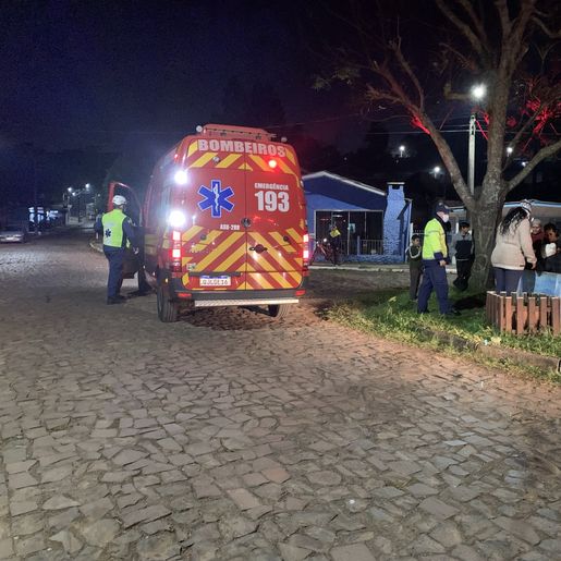 VÍDEO: Criança fica ferida ao ser atropelada por motociclista em SMOeste