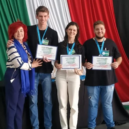 Alunos de Campo Erê são destaques na feira regional de ciências 