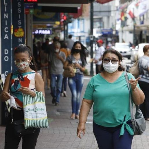 Número de casos ativos de Covid em SC tem queda de 52% em 8 semanas