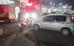 Colisão entre carro e moto deixa jovem ferida em São Lourenço do Oeste 
