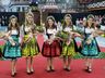 Tainá Dill é a rainha da 42ª Oktoberfest