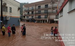 Chuvas causam estragos em 19 cidades e deixam 37 desalojados em SC