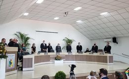 Prefeito e vereadores tomam posse em São João do Oeste
