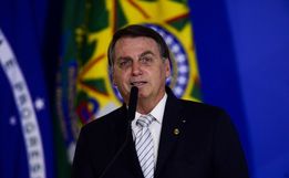 Bolsonaro autoriza aumento de 33% do piso salarial para professores
