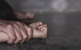 Menina de 12 anos é estuprada em banheiro de praça em São Miguel do Oeste