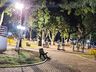 Praça central recebe nova iluminação com instalação de LED