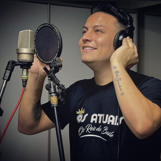 Paulinho Dill deixa UTI e vai para o quarto, diz novo comunicado da banda Os Atuais