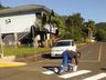 Tunápolis trabalha no feriado para reforçar sinalização viária 
