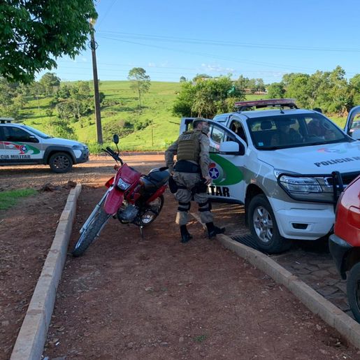 Briga termina com três feridos a facadas e dois apedrejados em Bandeirante 
