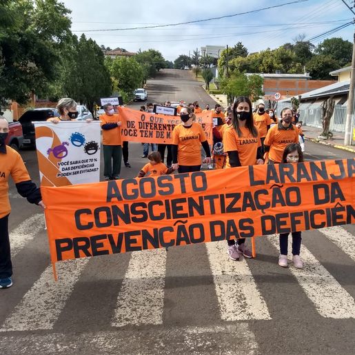Caminhada marca a Programação do Agosto Laranja