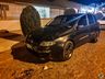 Condutor foge após colidir em carro estacionado em São Miguel do Oeste