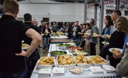 APAE de SMOeste promove tradicional risoto no tacho neste mês