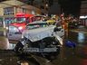 Carro colide em caminhão dos bombeiros durante atendimento a incêndio em Chapecó
