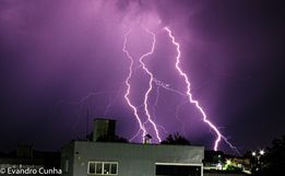 Santa Catarina é o terceiro Estado com maior densidade de raios no país