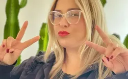 Catarinense sósia de Marília Mendonça vai lançar música