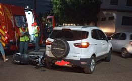Mulher sofre ferimentos em colisão entre carro e motocicleta em Mondaí