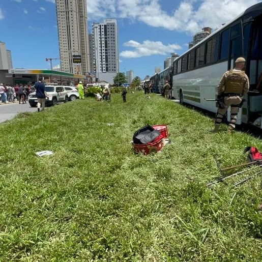 Torcedores furtaram loja de materiais de construção para emboscada violenta na BR-101