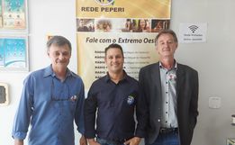 Rádio Oeste FM realiza debate com candidatos à prefeito de Santa Helena