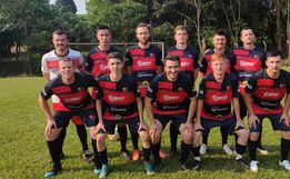 Flamengo encerra 1ª fase na liderança do municipal de campo em Cedro