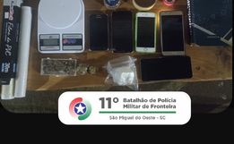 Três pessoas são presas por tráfico de drogas no centro de Riqueza