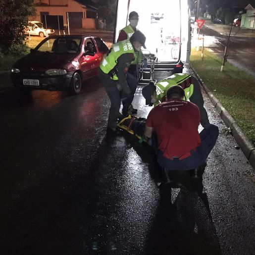 Vídeo: Idoso é atropelado e motociclista foge em SMOeste