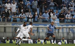 Grêmio perde em casa para o Sport e segue afundado no Z-4 do Brasileirão
