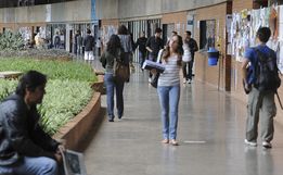 Faculdade Gratuita vai beneficiar mais de 30 mil alunos catarinenses em 2023