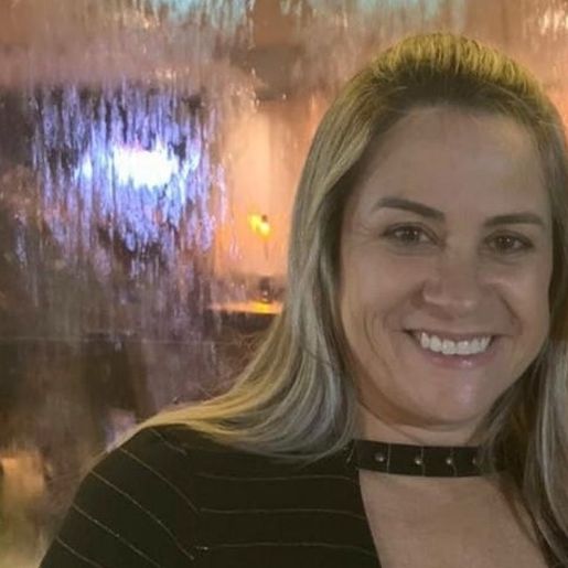 Ex-namorado mata diretora a facadas dentro de escola em SC