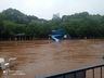 Chuva causa alagamentos e estragos no Oeste