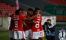 Inter aplica 4 a 0 no Táchira e se recupera na Libertadores