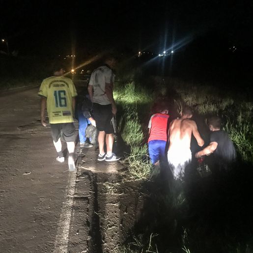 SMO: Buraco na BR-163 causa queda de moto e deixa homem ferido